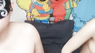 【69堂午夜视频】宿舍姐弟玩的好嗨奥，全程露脸激情大秀，口交足交好刺激，主动上位让小哥抱在怀里抽插亲着小嘴，后入干骚臀