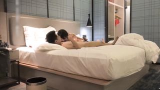 【69堂午夜视频】一身惊艳小妈裙床垫干歪可还行