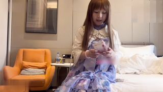 【69堂午夜视频】今天约了一个洛丽塔的可爱妹妹，娃娃脸，稚气未脱的样子让人忍不住狠狠欺负她