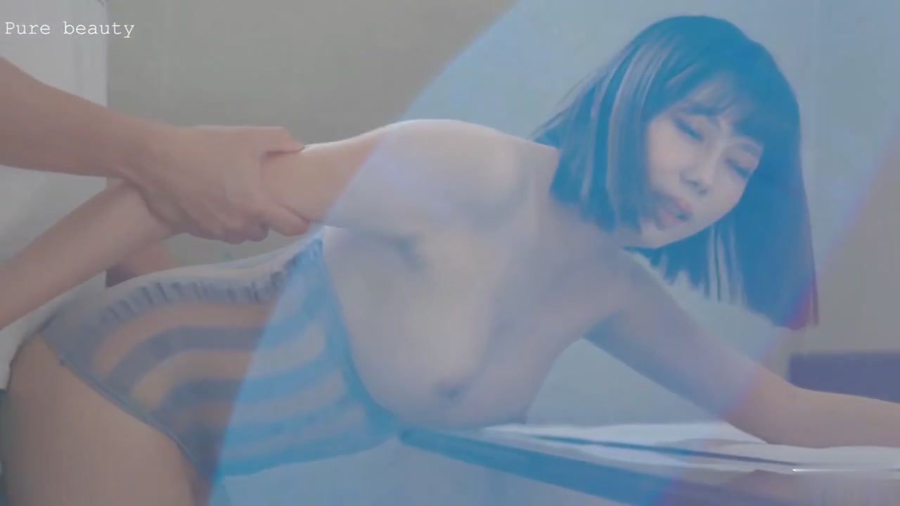 【69堂午夜视频】矜持转校生小露斑比 老师与转校生的不伦之恋