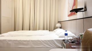 【69堂午夜视频】暴躁小萝莉，年轻的身体肆意的青春，最后把她操