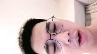 【69堂午夜视频】花式啪啪无套内射，小荡妇被PUA得百依百顺各种配合