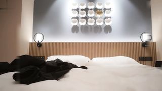 【69堂午夜视频】花臂纹身口交舔弄上位骑乘抽插猛操