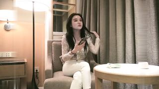 【69堂午夜视频】3500约网红脸外围小姐姐美乳如此性感让人忍不住内射