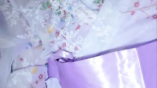 【69堂午夜视频】和服小美女被大鸡巴猛烈抽插射的满满一身