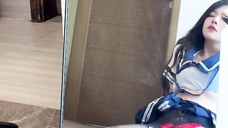 【69堂午夜视频】深蹲猛坐假阳具自慰极致的快乐享受