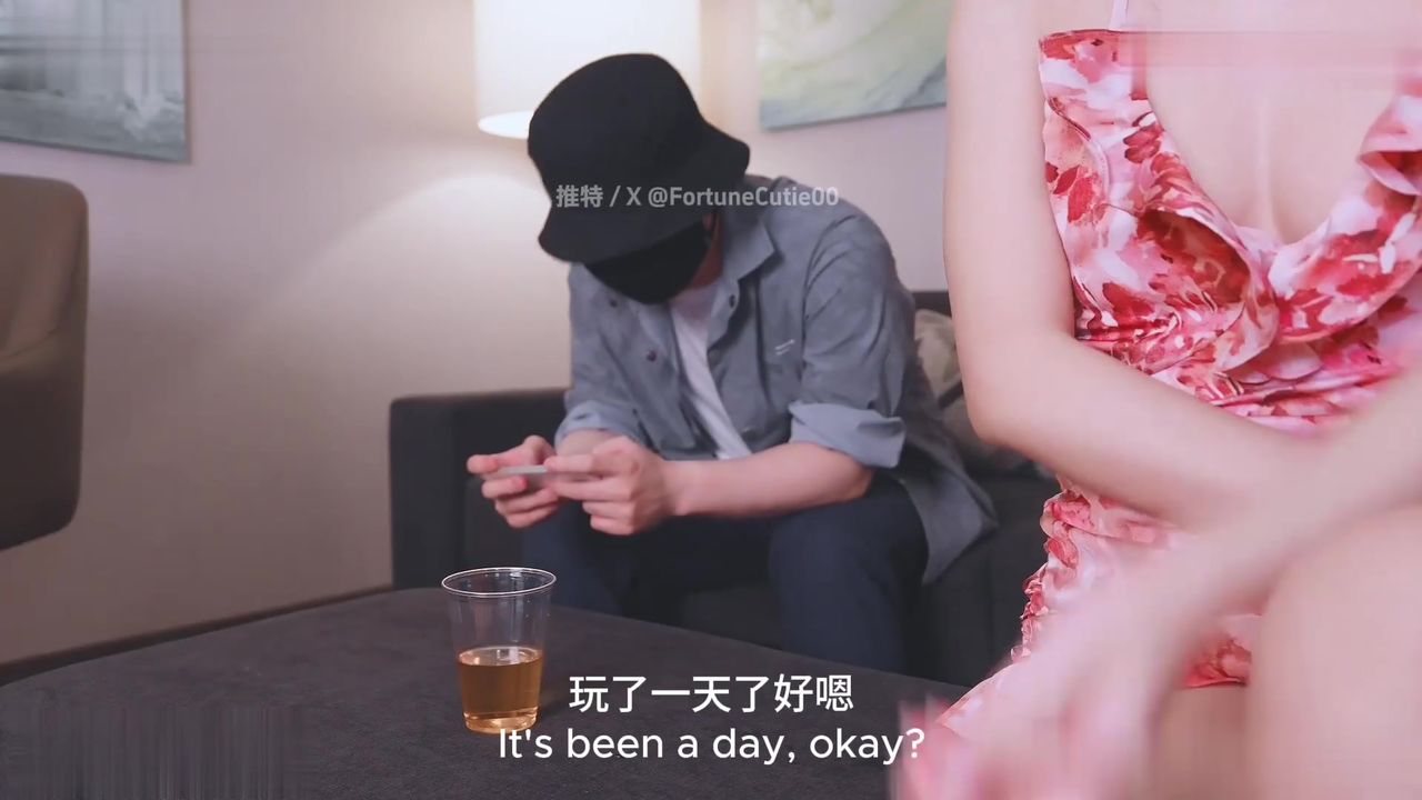 【69堂午夜视频】淫荡姐姐强上继弟帮继弟破处榨精操到出水