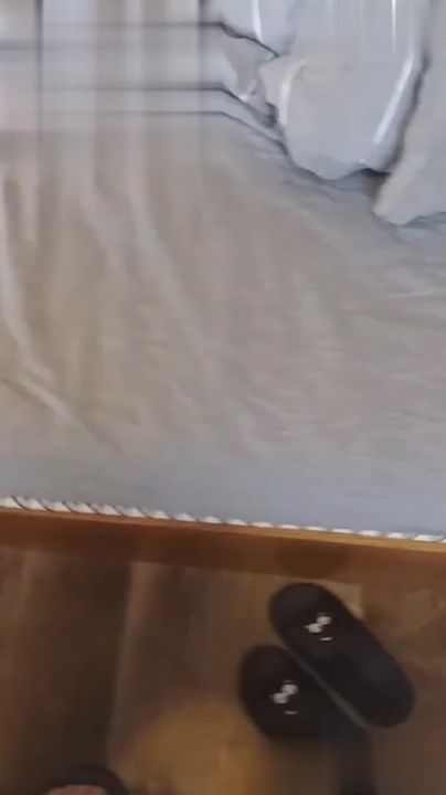 【69堂午夜视频】表姐身体不舒服表弟趁着姐夫不在家假装来探望借着按摩的名义强上巨乳表姐无套内射