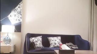 【69堂午夜视频】见面像是老情人包臀短裙很诱人