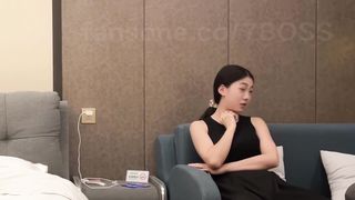 【69堂午夜视频】颜值不错黑色长裙外围嫩舔弄口交上位骑坐呻吟娇喘非常诱人