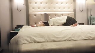 【69堂午夜视频】酒店约炮刚下海的极品网红黑丝JK制服诱惑呻吟刺激