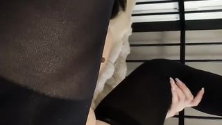 【69堂午夜视频】小母狗被圈养玩弄只有肉棒才能让她开心看到肉棒两眼发光渴望被深喉后入被按在铁笼上猛操