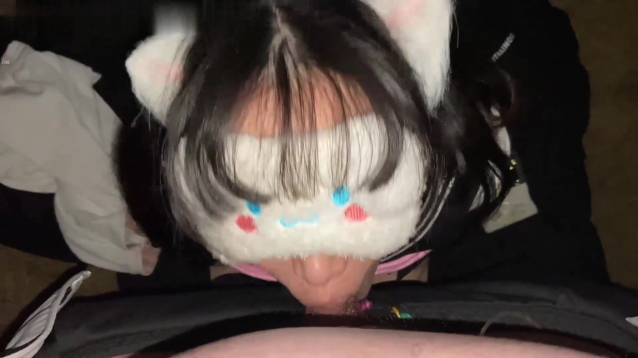 【69堂午夜视频】我的骚货女友每天都要用精液喂养她